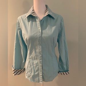 Fitted button down shirt w/striped collar and cuffs